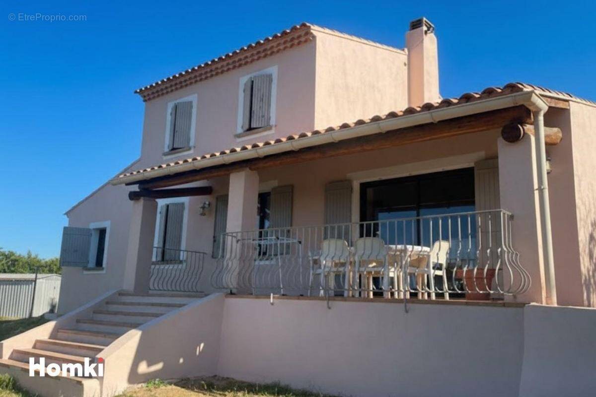Maison à SAINT-SATURNIN-LES-APT