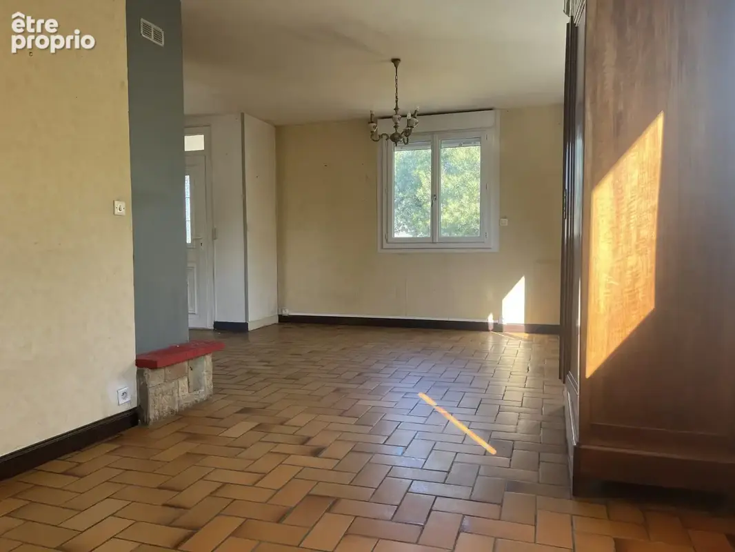 Maison 5 pièces 103 m² à vendre à Cantenay-Epinard (49460) - photo 4
