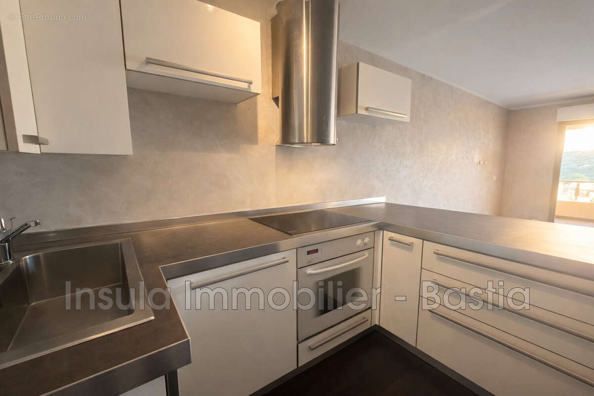 Appartement à VILLE-DI-PIETRABUGNO