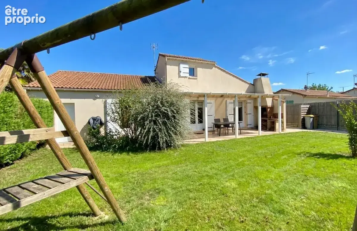 Jard-sur-Mer, Maison T4 de 85 m2, 3 chambres dont deux de plain-pied - Terrain clôturé et sans vis-à-vis de 49 - photo 2