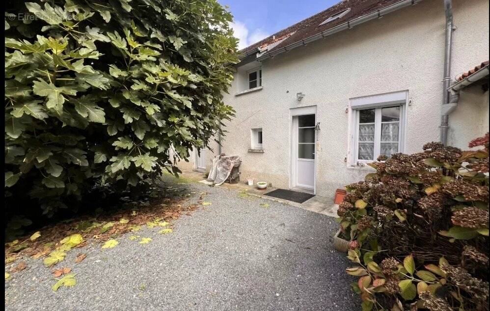Maison à LA COQUILLE
