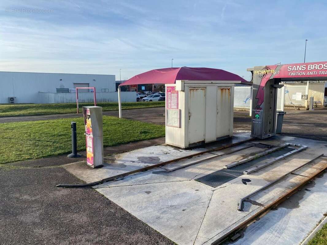 Photo 7 - Commerce à NEUFCHATEAU