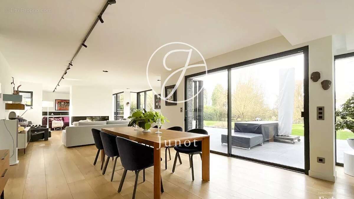 Maison à GENECH