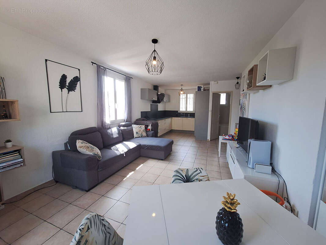 Maison à HYERES