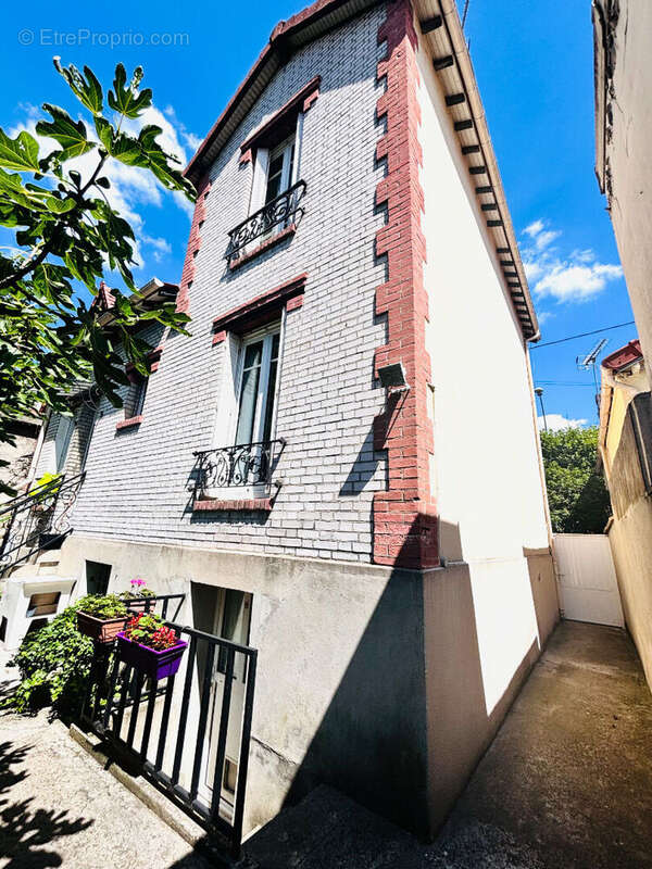 Maison Noisy Le Sec 6 pièce(s) 100 m2 - photo 15