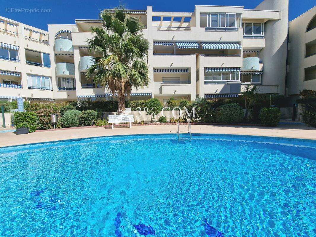 Appartement à SAINT-RAPHAEL