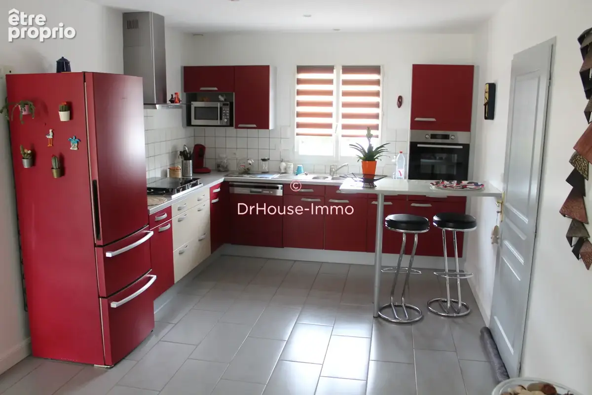 Maison 5 pièces 103 m² à vendre à Angouleme (16000) - photo 5