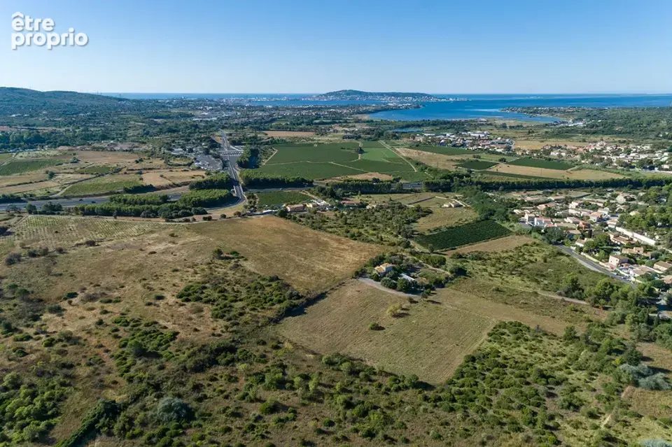 Photo Terrain à Poussan au prix de 144 000€