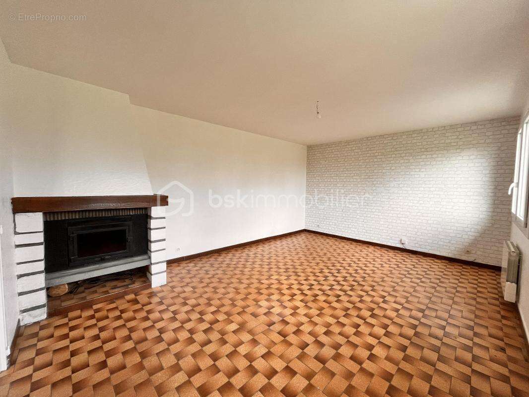 Maison 5 chambres, vie de plain-pied, sous-sol complet - photo 5