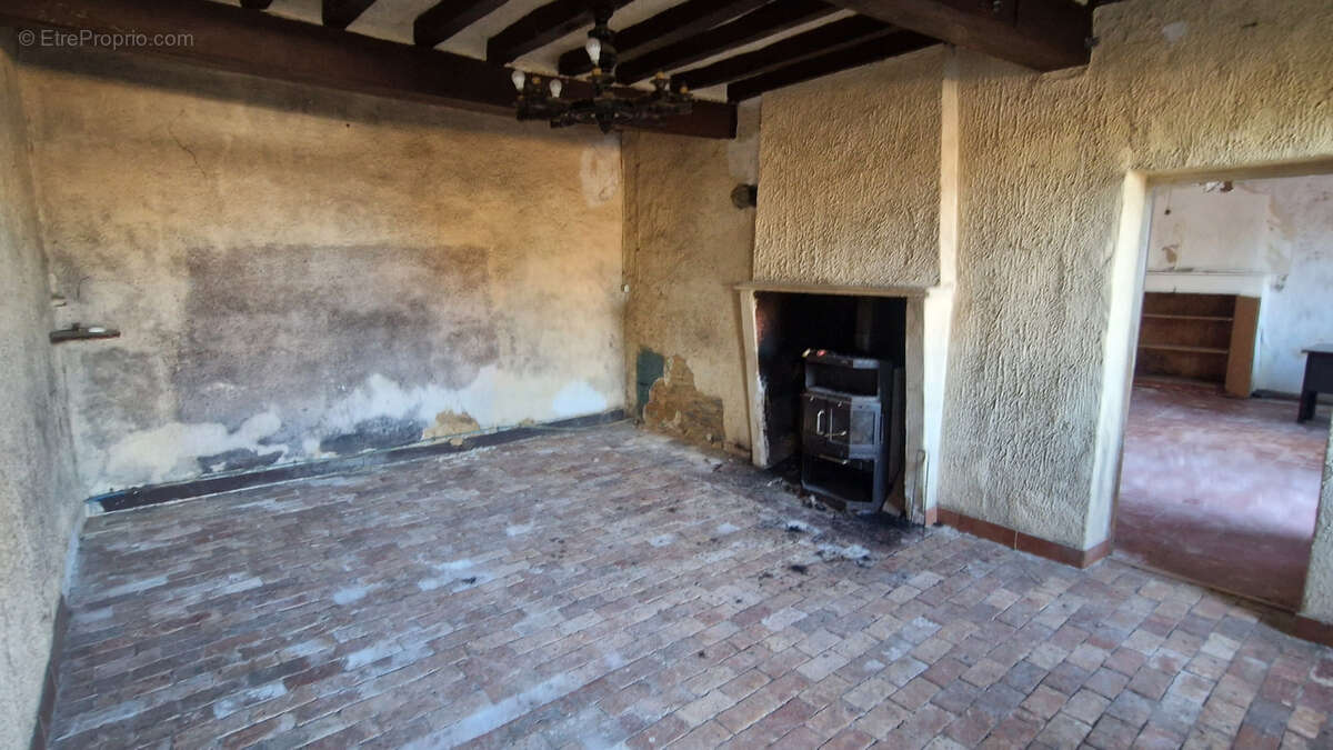 Maison de campagne à rénover   Axe Angers-Rennes - photo 6