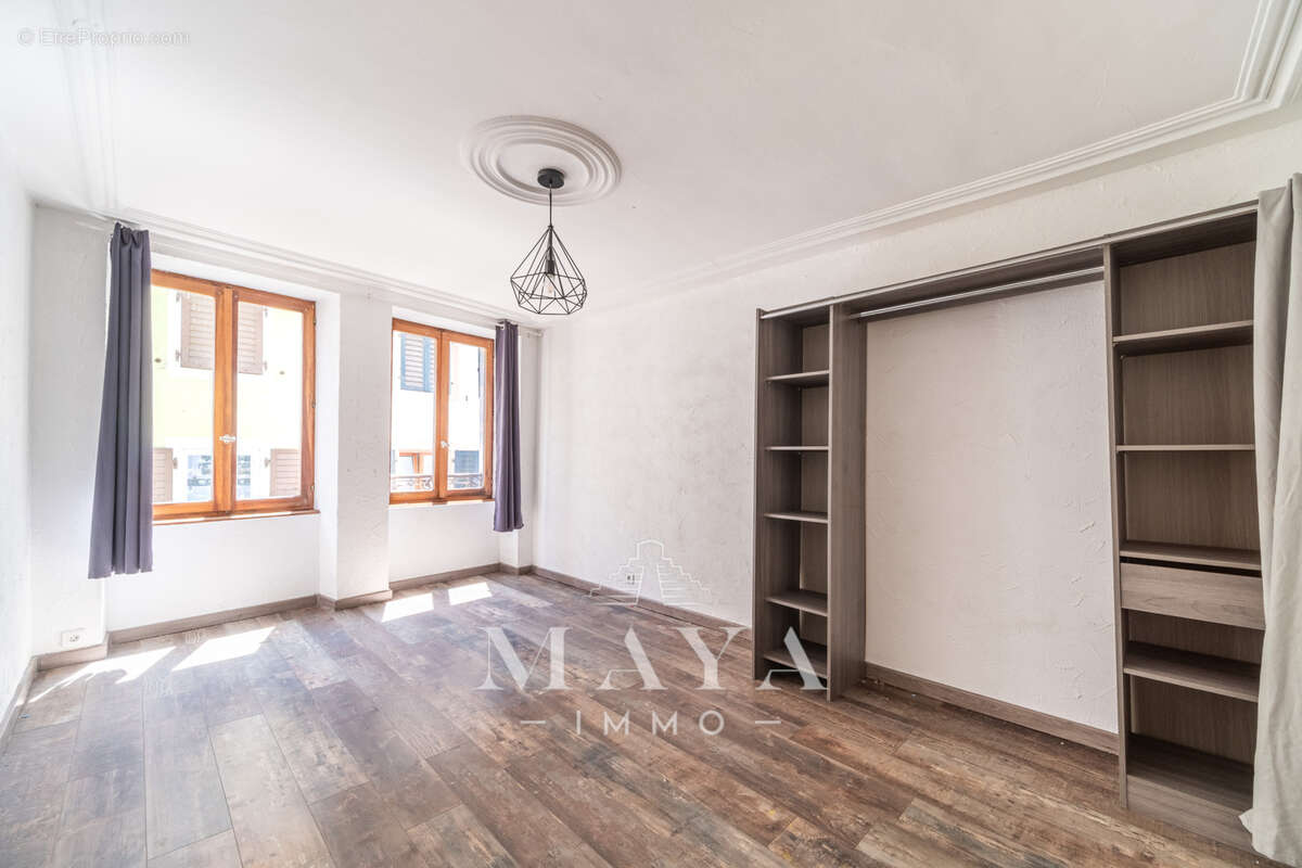 Maison de village à Altkirch de 88m2 avec terrasse sur les toits. - photo 9
