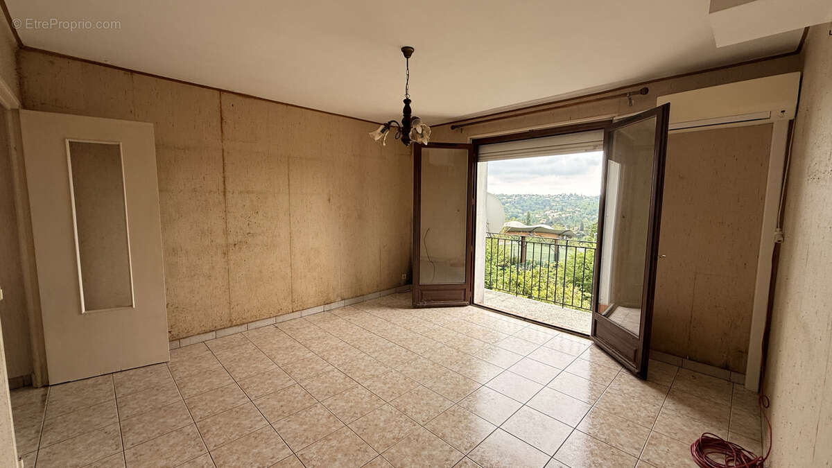 Maison à SAINT-JEANNET