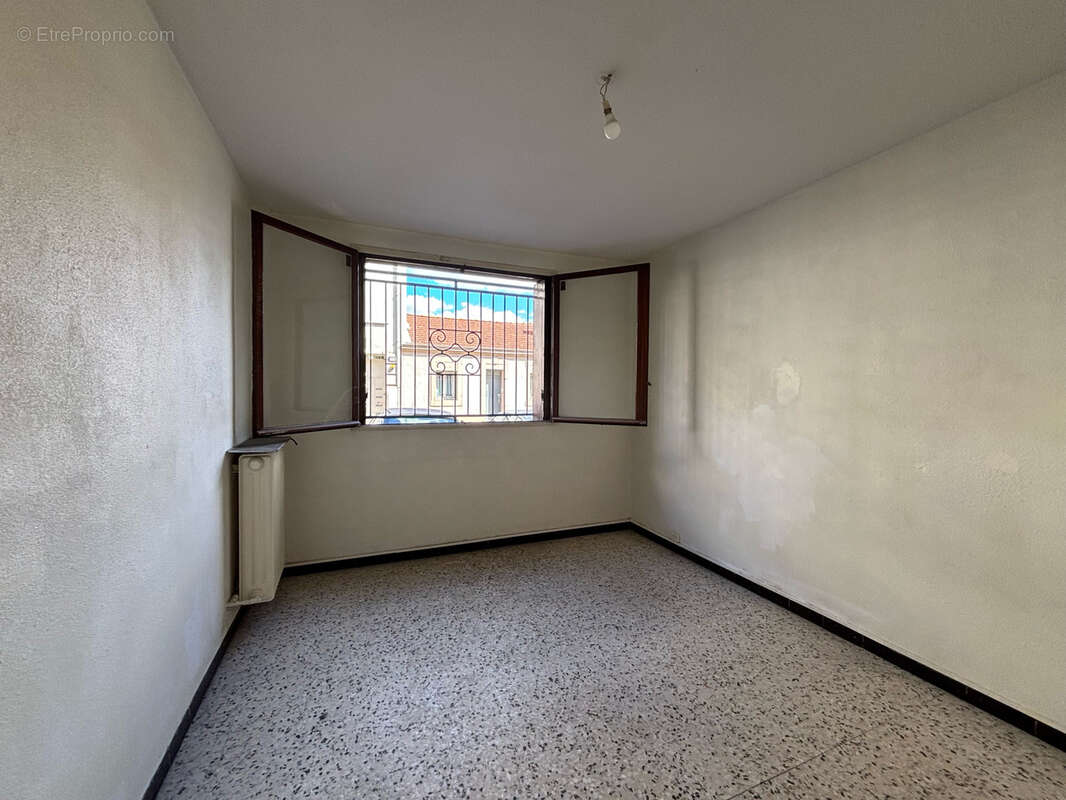Appartement à MARSEILLE-11E