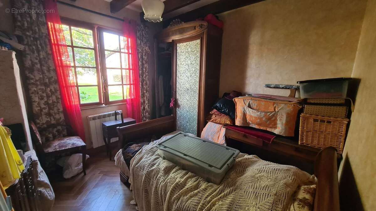Maison à CADILLAC-EN-FRONSADAIS