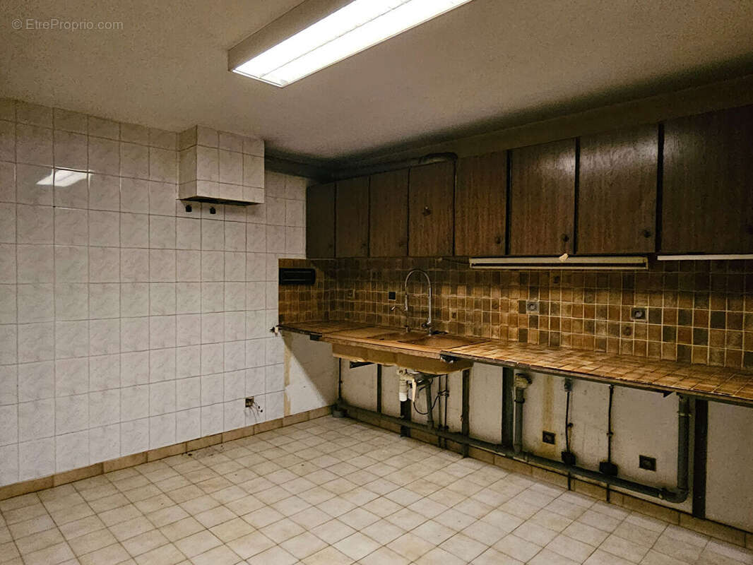 Maison familiale de 1986  de 172 m² environ a chmilin - photo 9