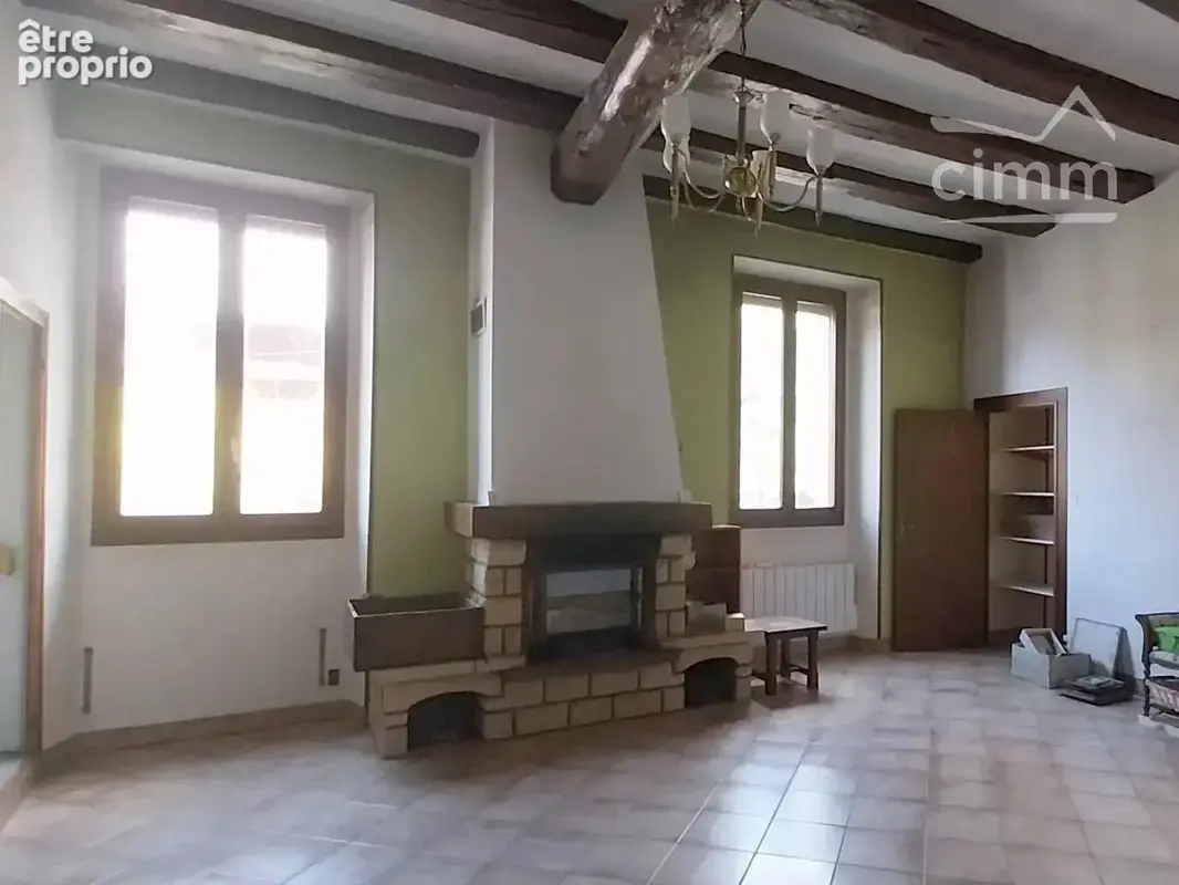 Maison traditionnelle de village avec jardin, caves et garage - photo 3