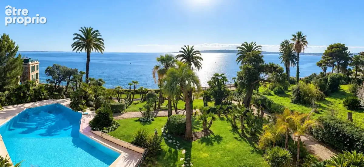 Cannes palm beach – élégant 3 pièces en front de mer, terrasse de plus de 70 m² - photo 10