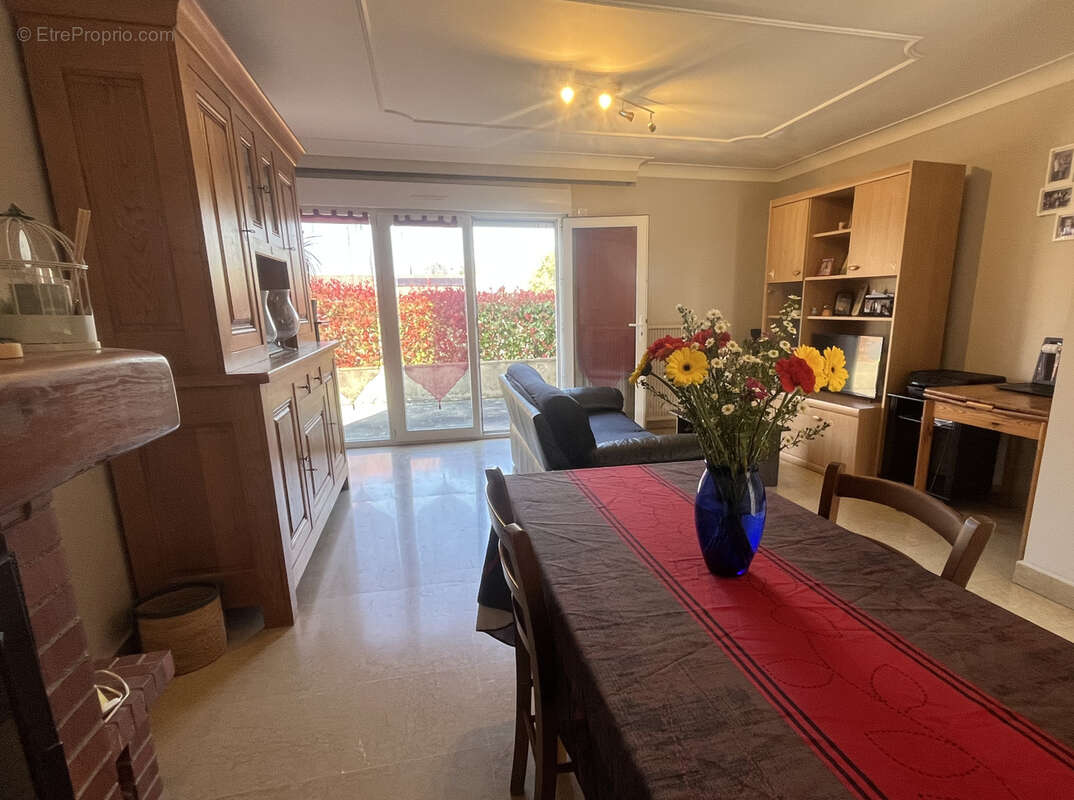 Maison à SAINT-JUERY