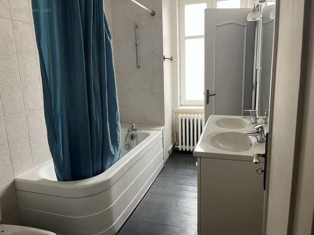 Appartement à SAINT-ANDRE-DE-CORCY