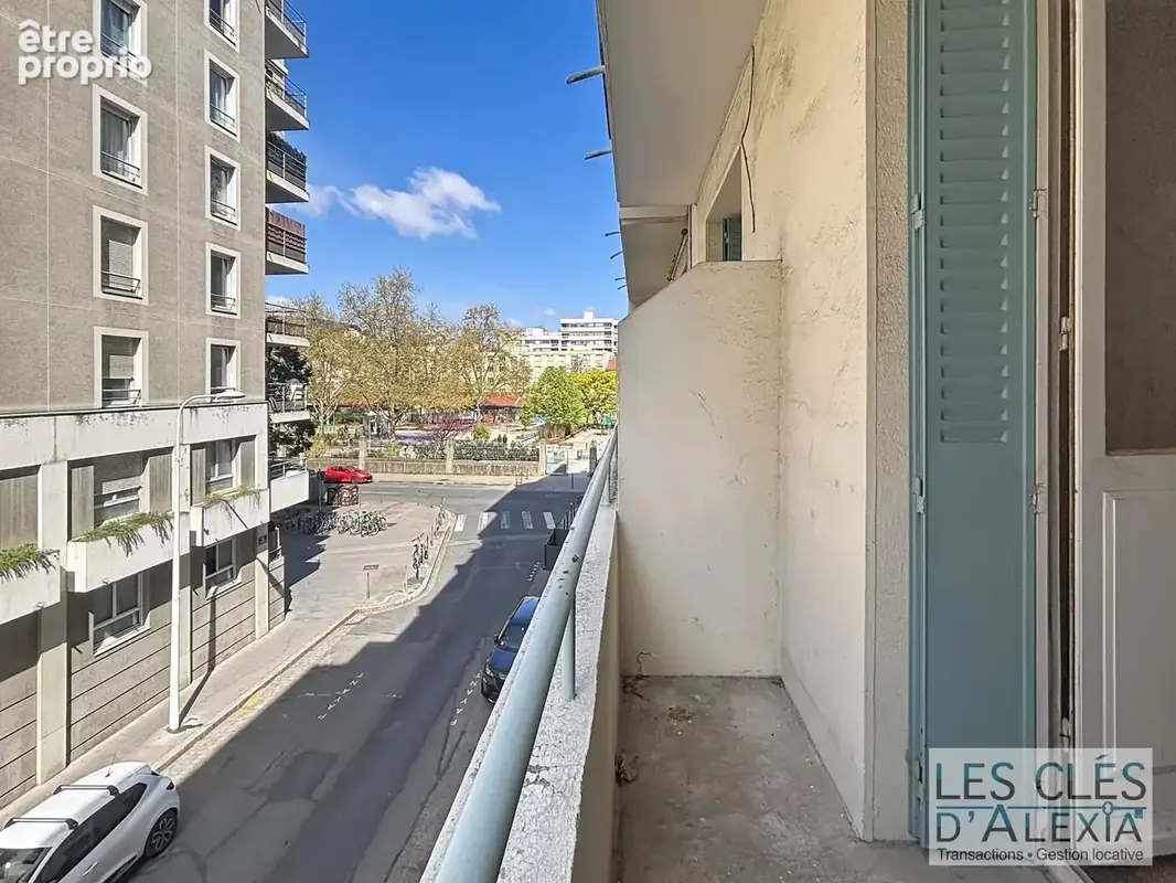 T3 avec balcon – Secteur Part-Dieu / Villette - photo 9