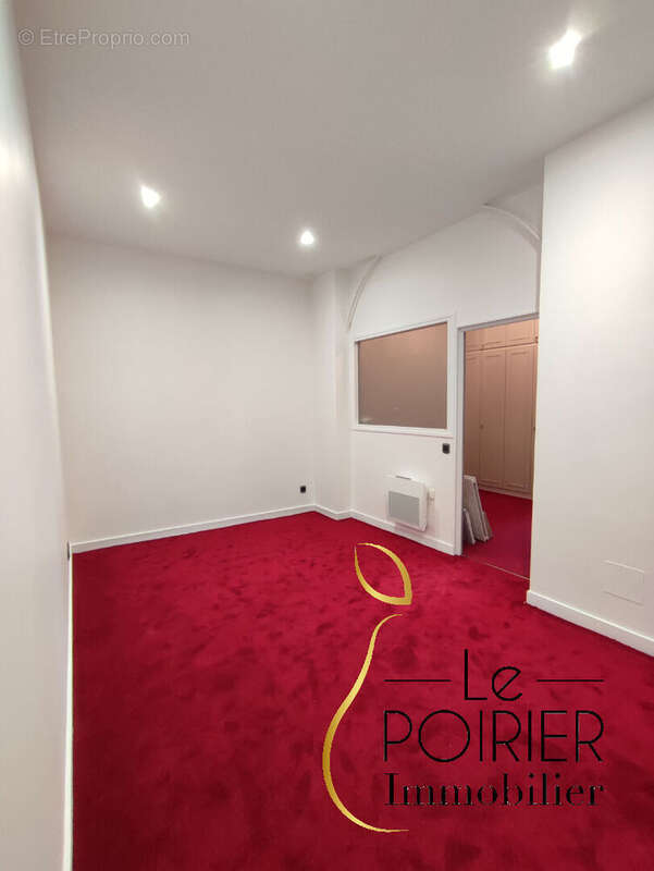 Commerce à LAMBALLE