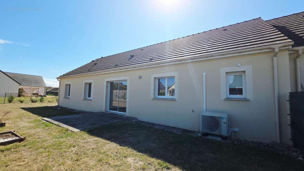 Maison à LE SUBDRAY