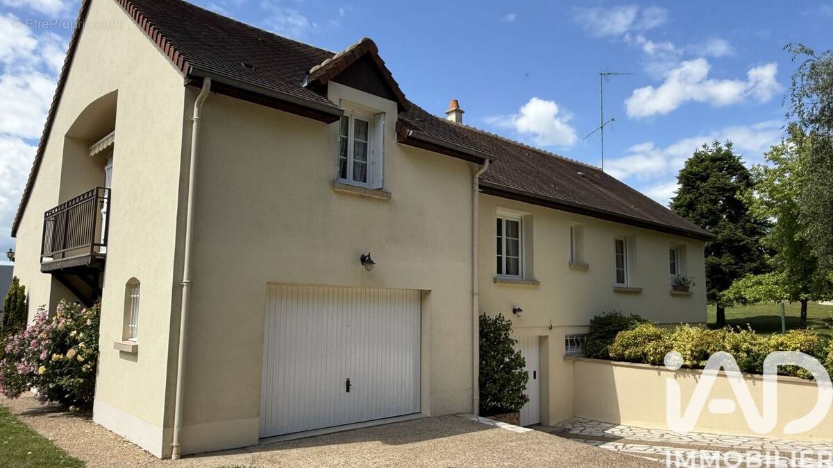 Photo 1 - Maison à AMBOISE
