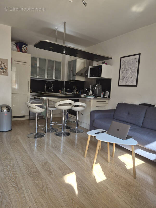 Appartement à MARSEILLE-5E