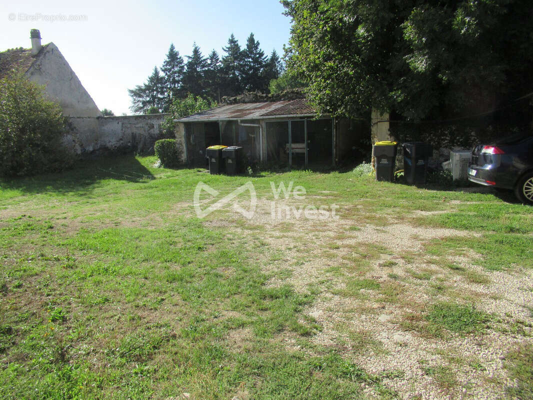 Terrain 346 m² à La Ferte-Sous-Jouarre  - photo 2