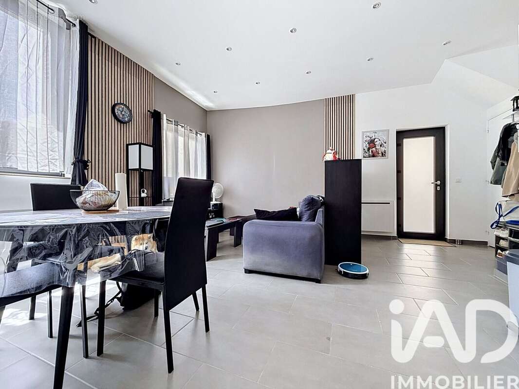 Photo 5 - Appartement à SAULX-LES-CHARTREUX