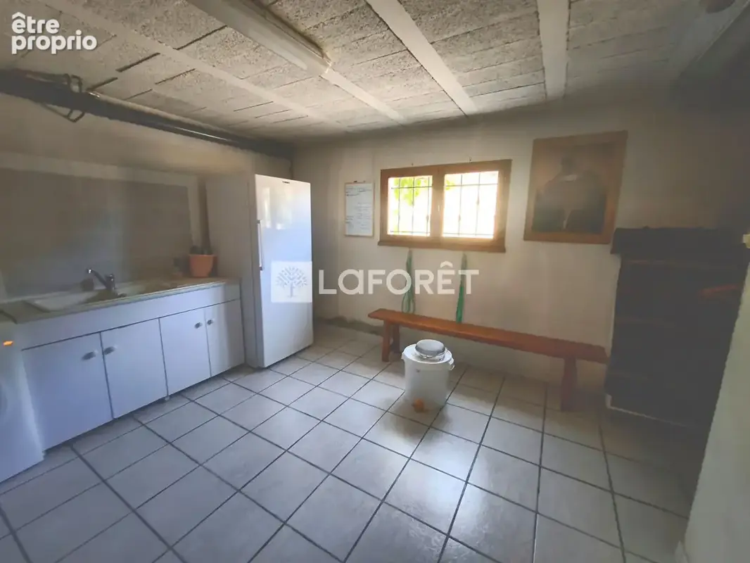 Maison familiale à vendre à Notre Dame des Millieres - Confort et tranquillité assurés - photo 13