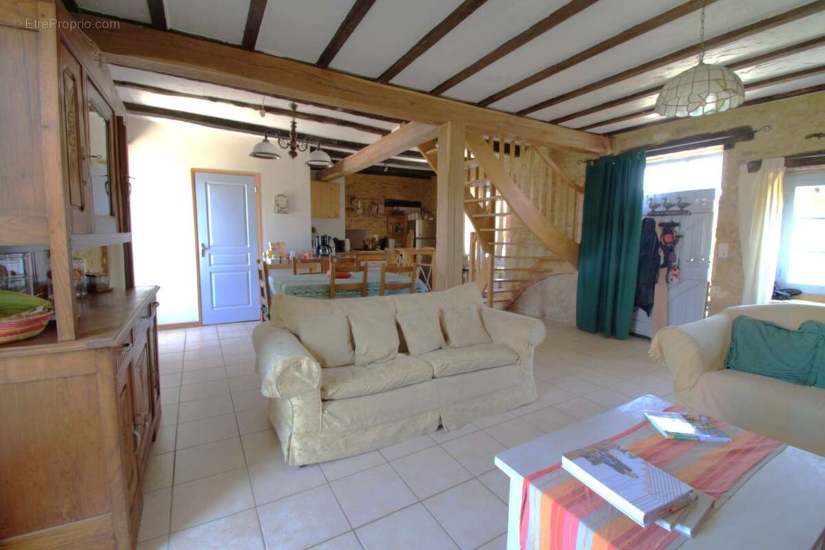 SAINT GENIES (24), vente propriété 277 m2 sur 4 ha, gîtes en activité - photo 13