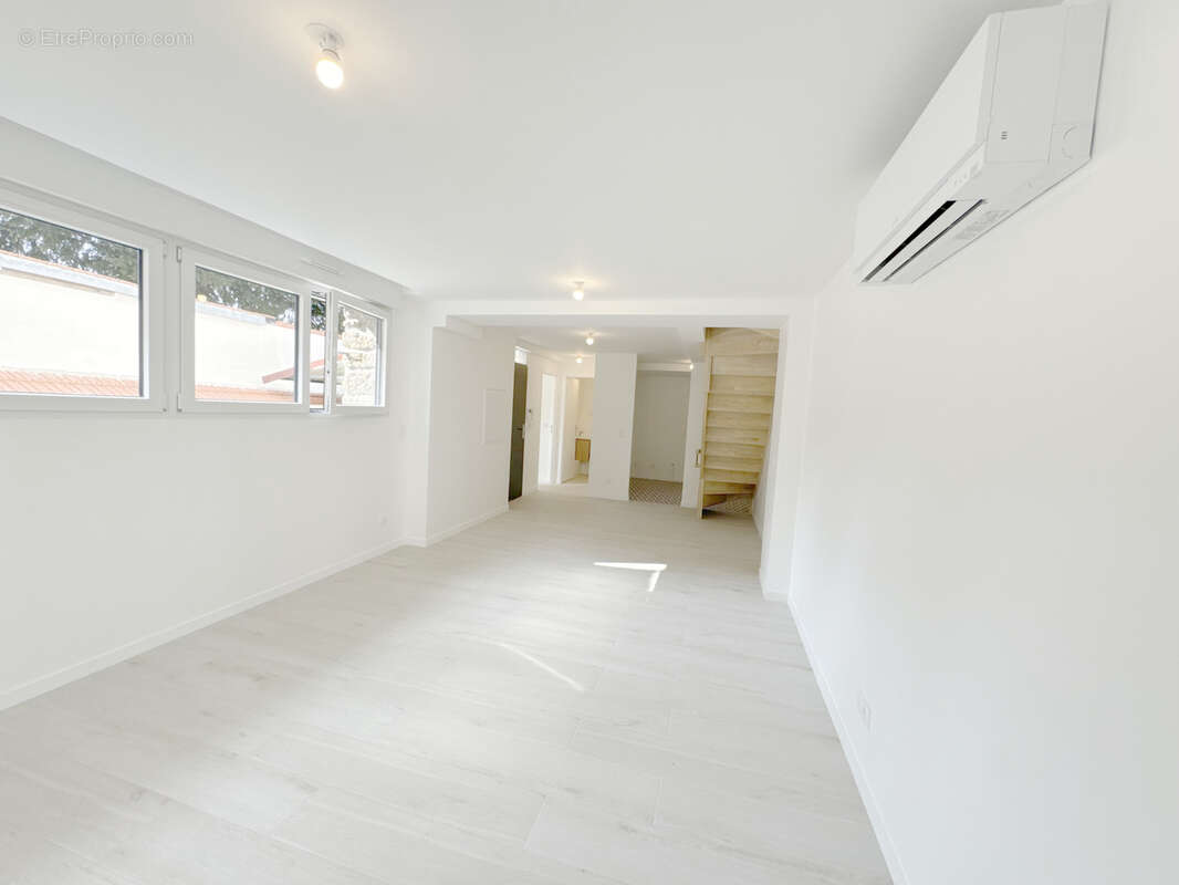 Appartement à LE PERREUX-SUR-MARNE