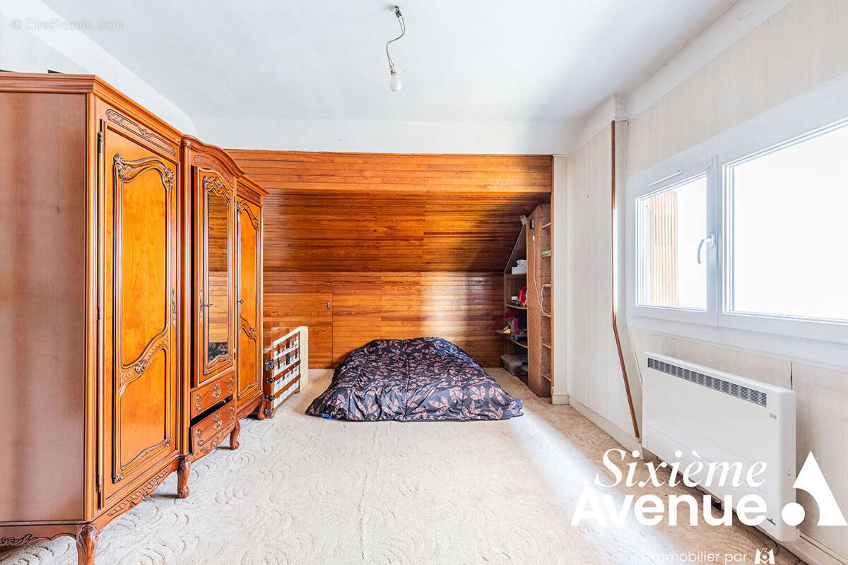 Maison à SAVIGNY-SUR-ORGE