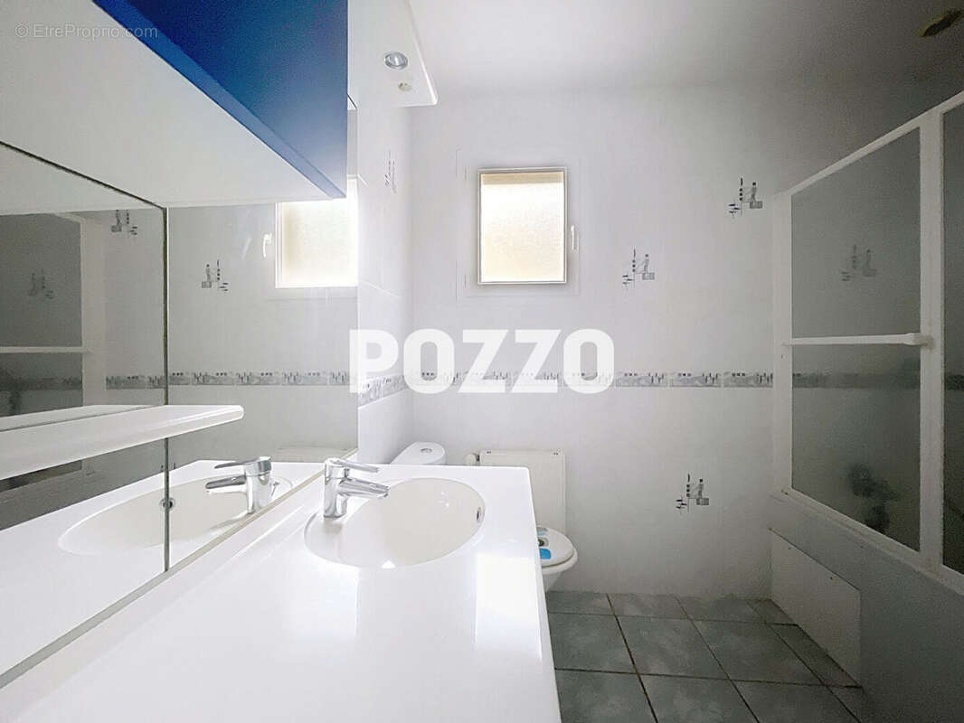 Appartement à PERIERS