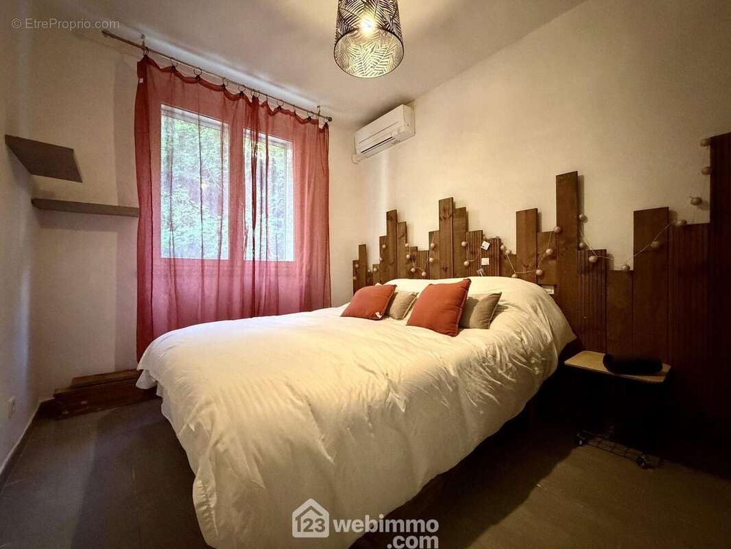 Chambre n°1 - Appartement à SAN-MARTINO-DI-LOTA