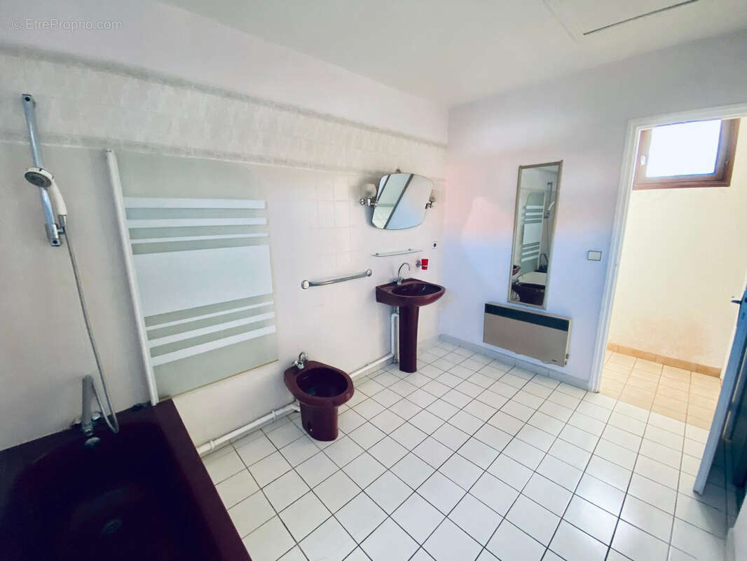 Maison à VILLENEUVE-DE-LA-RAHO