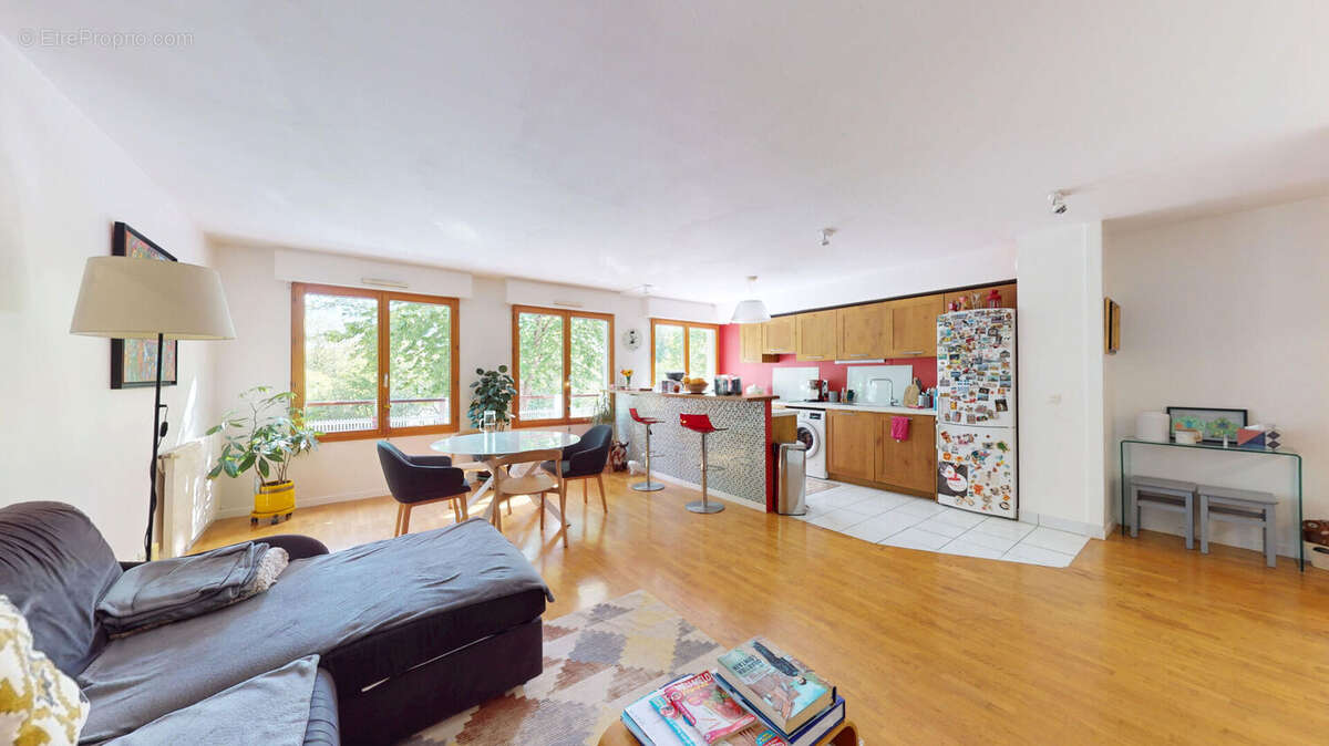 Appartement à PARIS-19E