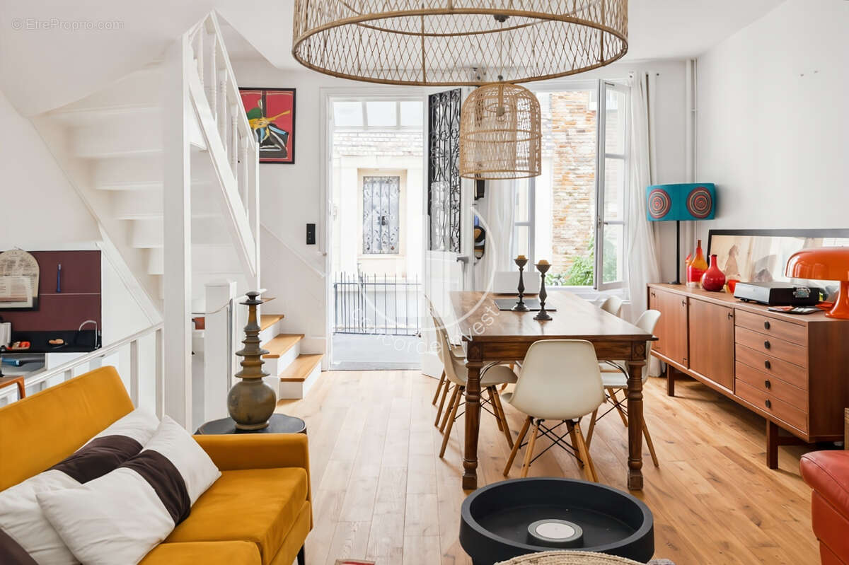 Maison à PARIS-12E