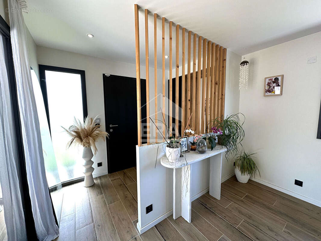 Maison à POUYASTRUC