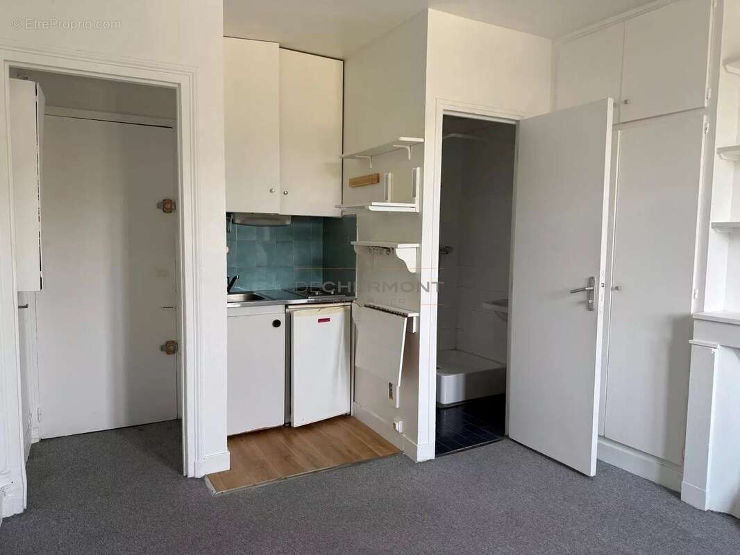 Appartement à PARIS-14E