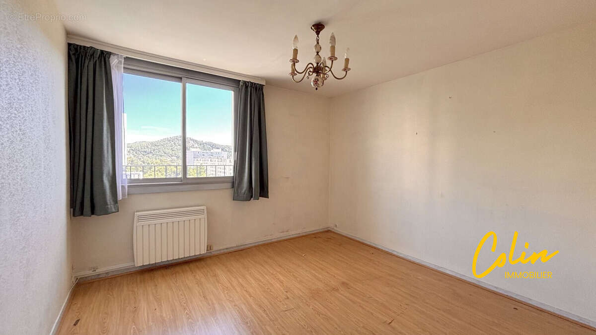 Appartement 92 m² à Marseille-9e  - photo 3