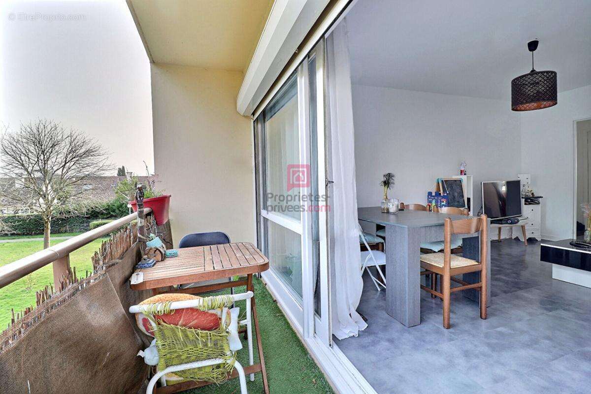 Appartement à SAINT-MICHEL-SUR-ORGE