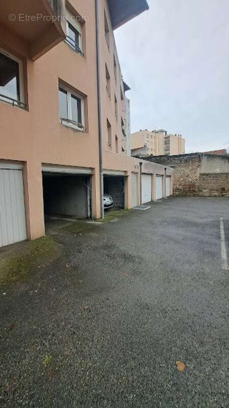 Commerce à TARBES