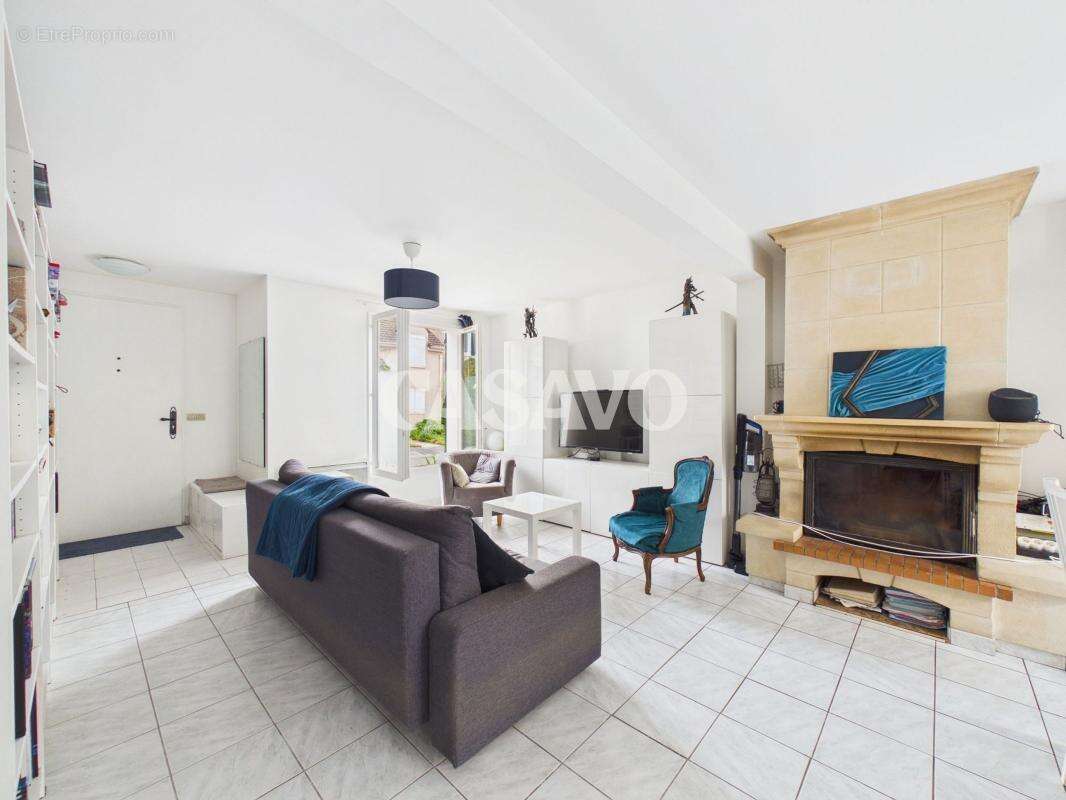Maison à SAINT-OUEN-L'AUMONE