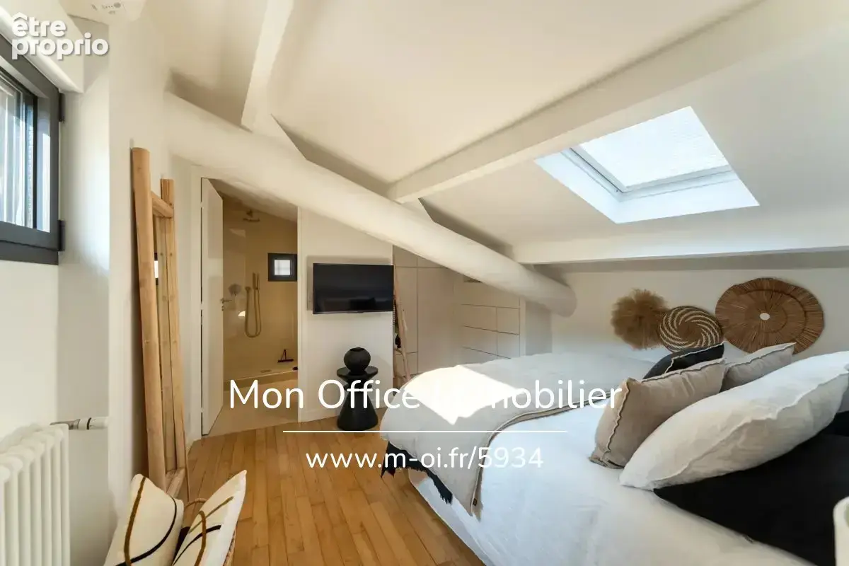 Référence : 5934-NFI. - Loft 4 pièces + double box + extérieur - photo 9