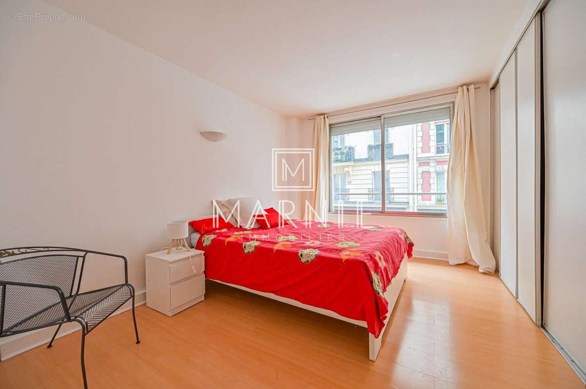 Appartement à PARIS-11E