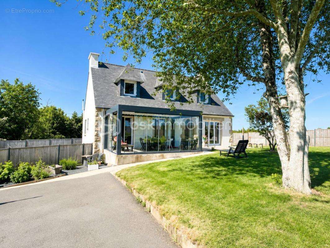 La chapelle-neuve - charmante maison - 6 pieces - vie plain pied - jardin clos et arbore - photo 2