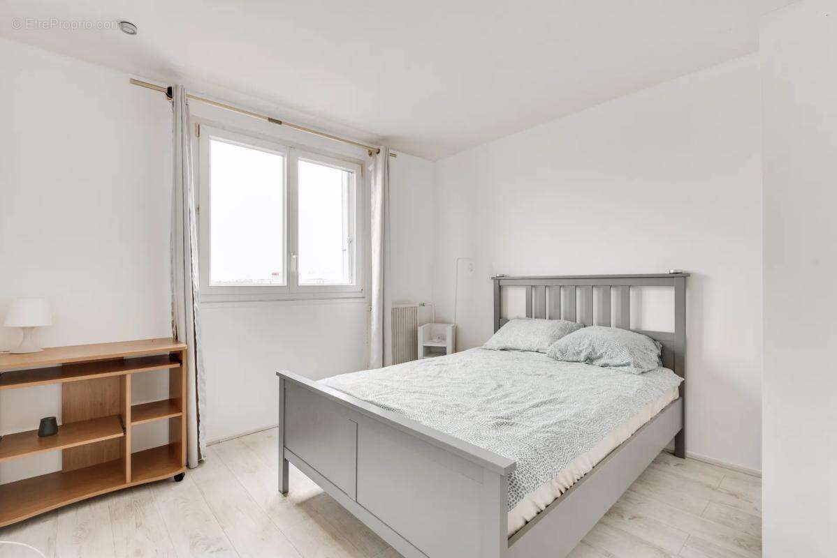 Appartement à L'ILE-SAINT-DENIS