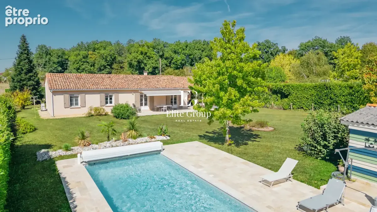 Maison de plain-pied avec piscine sur grand terrain clos et arboré - photo 1